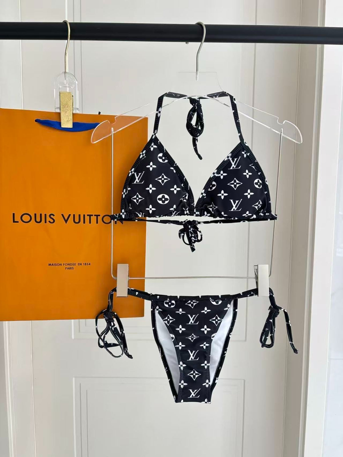 Profilbild Bikini Monogram Schwarz/Wundiß