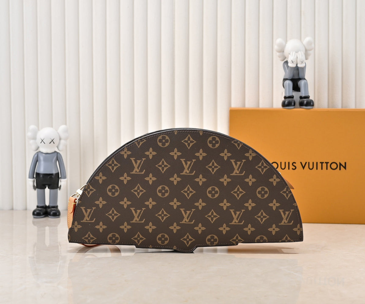 Fächerförmige Leder-Crossbody-Tasche – Foto 8