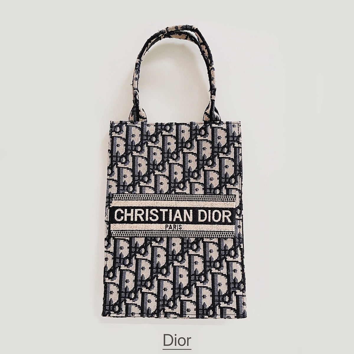 Klassische Tote Bag mit Crossbody-Riemen 03