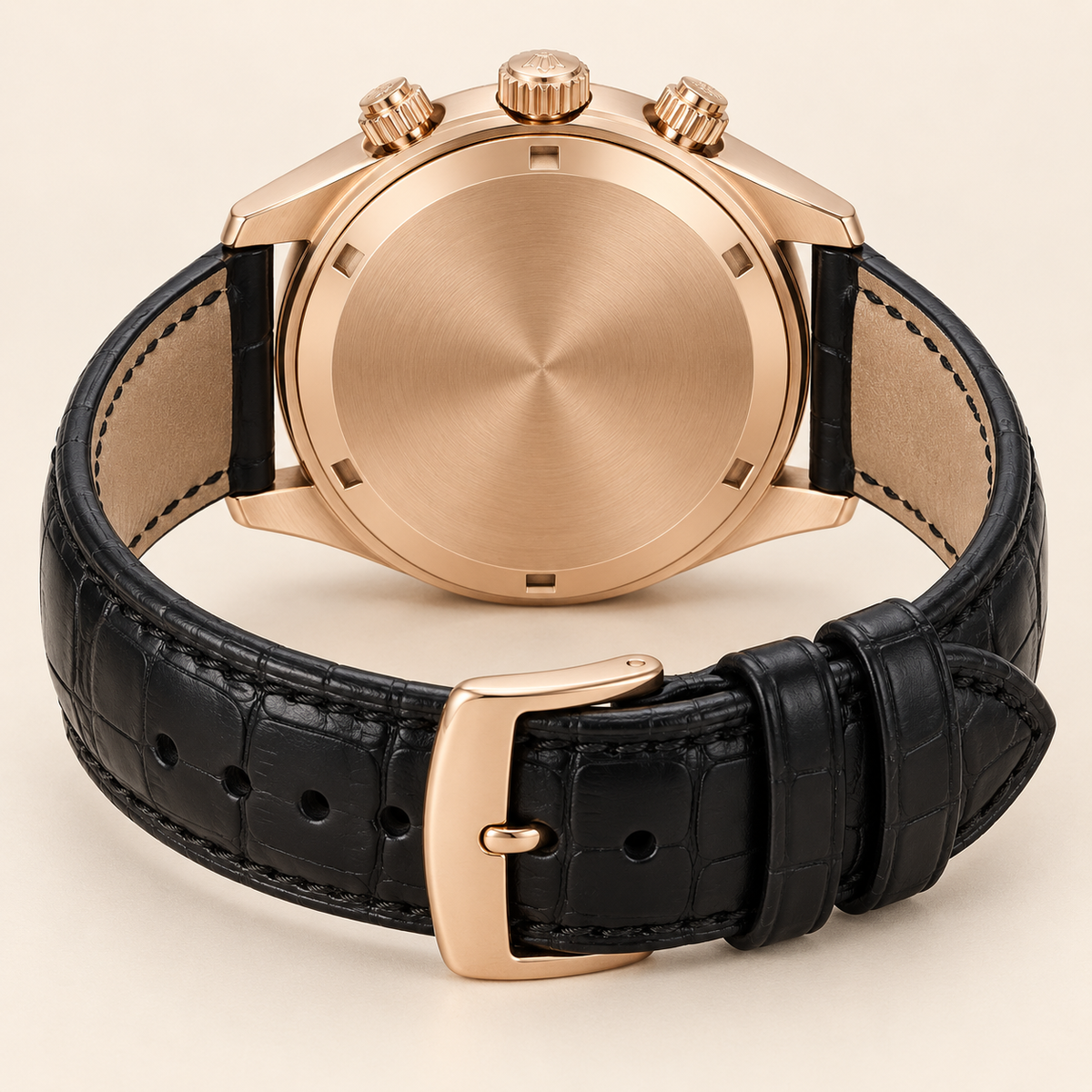 Rosavelle Chronograph in Schokolade und Schwarz – 40 mm, geschlossene Rückseite und geöffnetes Lederarmband