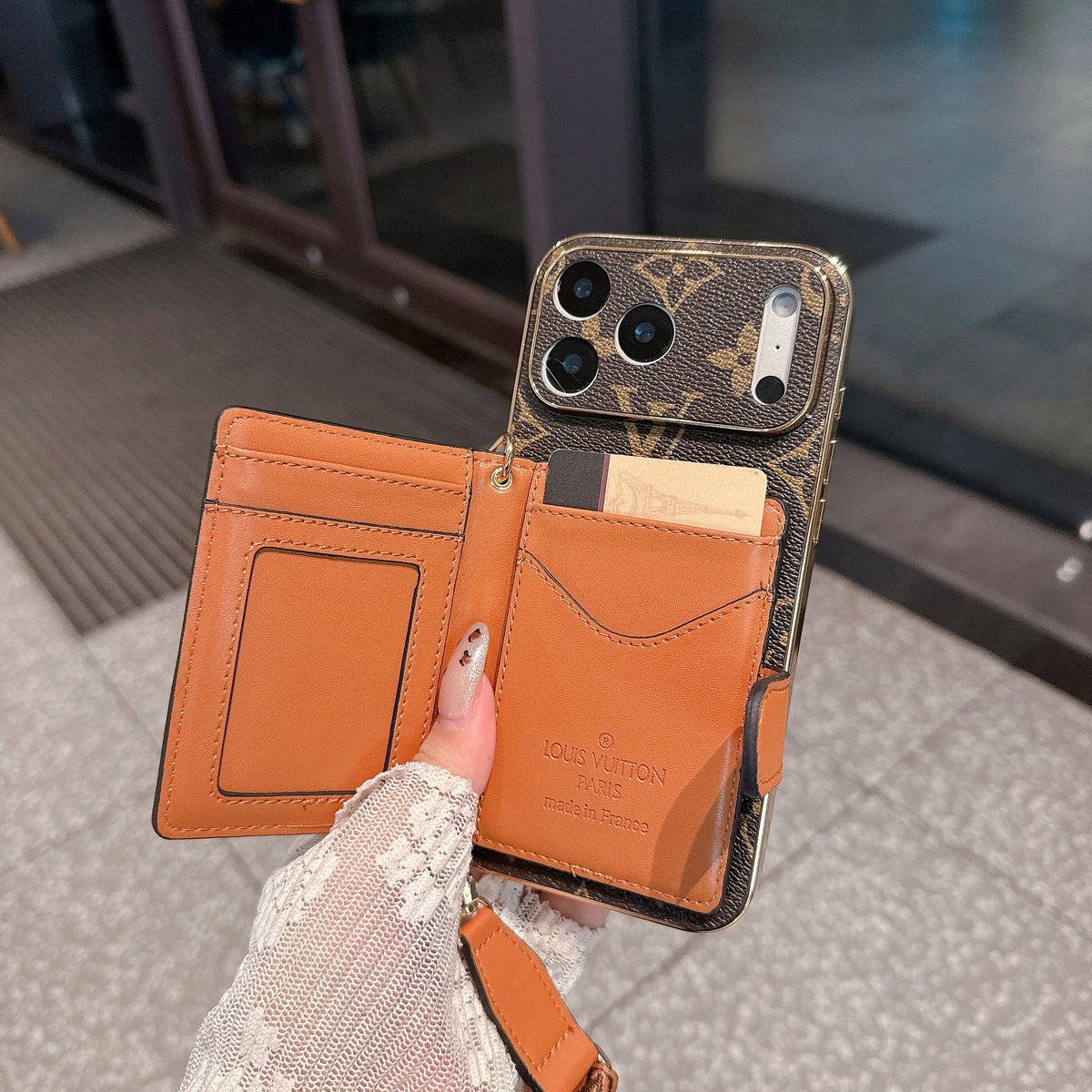 Orange Umhänge Hülle with Flip Geldbörse & Adjustable Armband