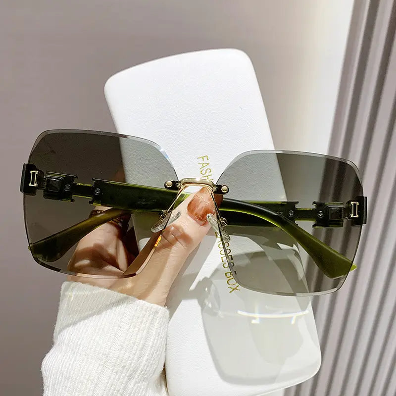 Randlose Luxus-Sonnenbrille H – Originalaufnahme 3