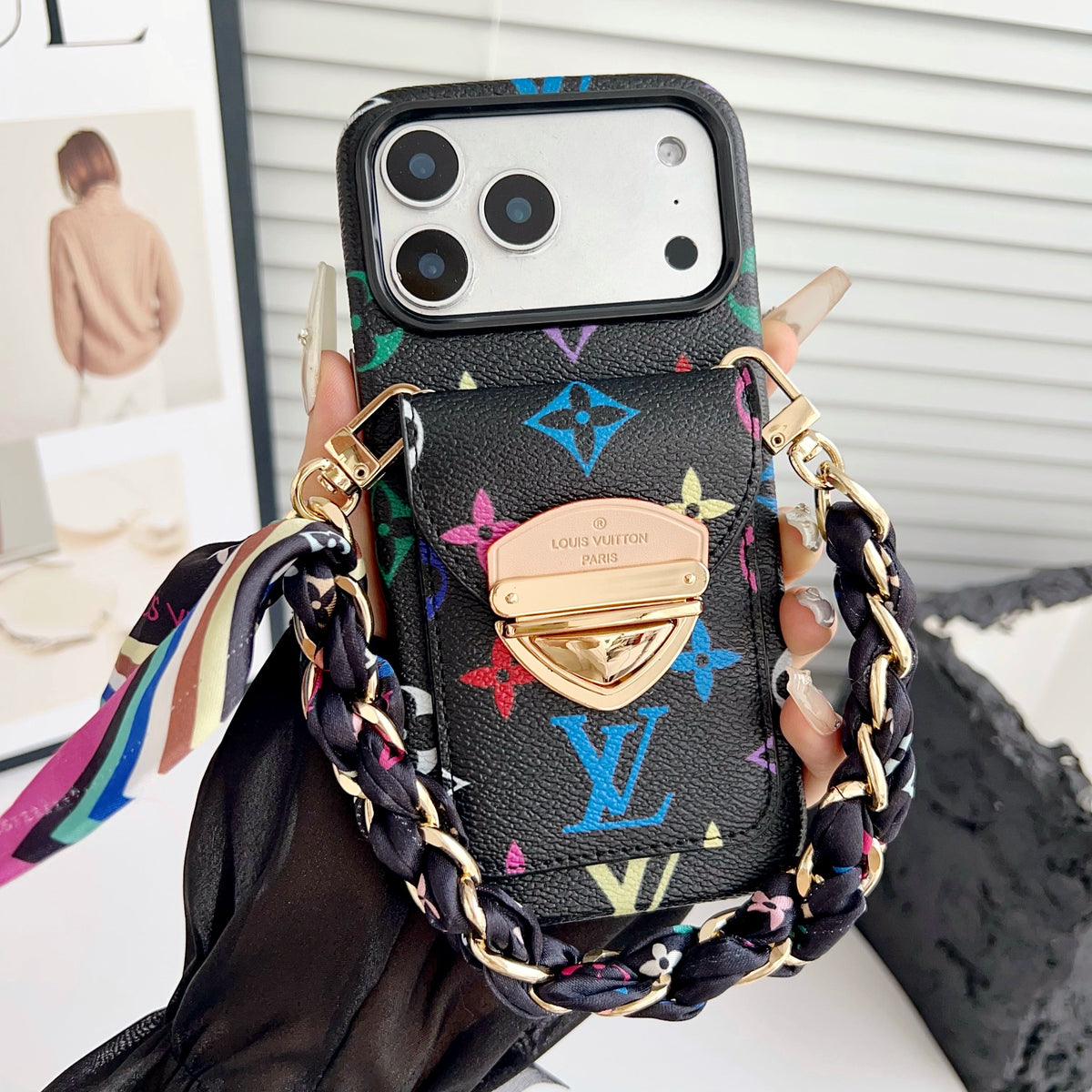 Luxus Crossbody-Handyhülle mit Kartenfach & abnehmbarem Gurt – Ansicht 8