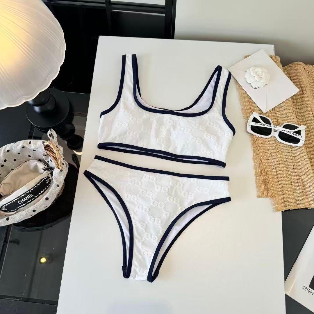 Profilbild Badundanzug Bikini Sportivo Monogram GG Wundiß