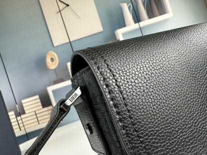 Klassische Leder-Crossbody-Tasche – Originalansicht
