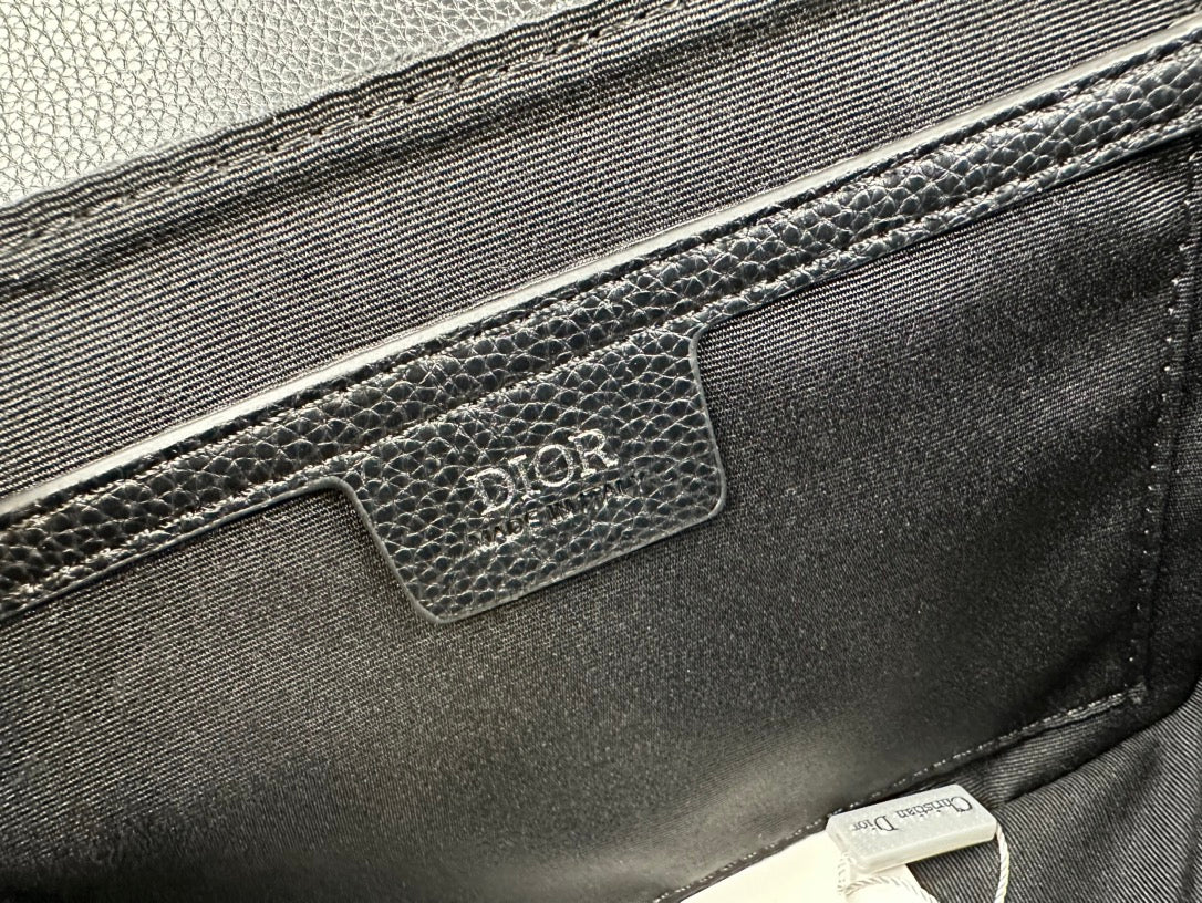 Klassische Leder-Crossbody-Tasche – Originalansicht