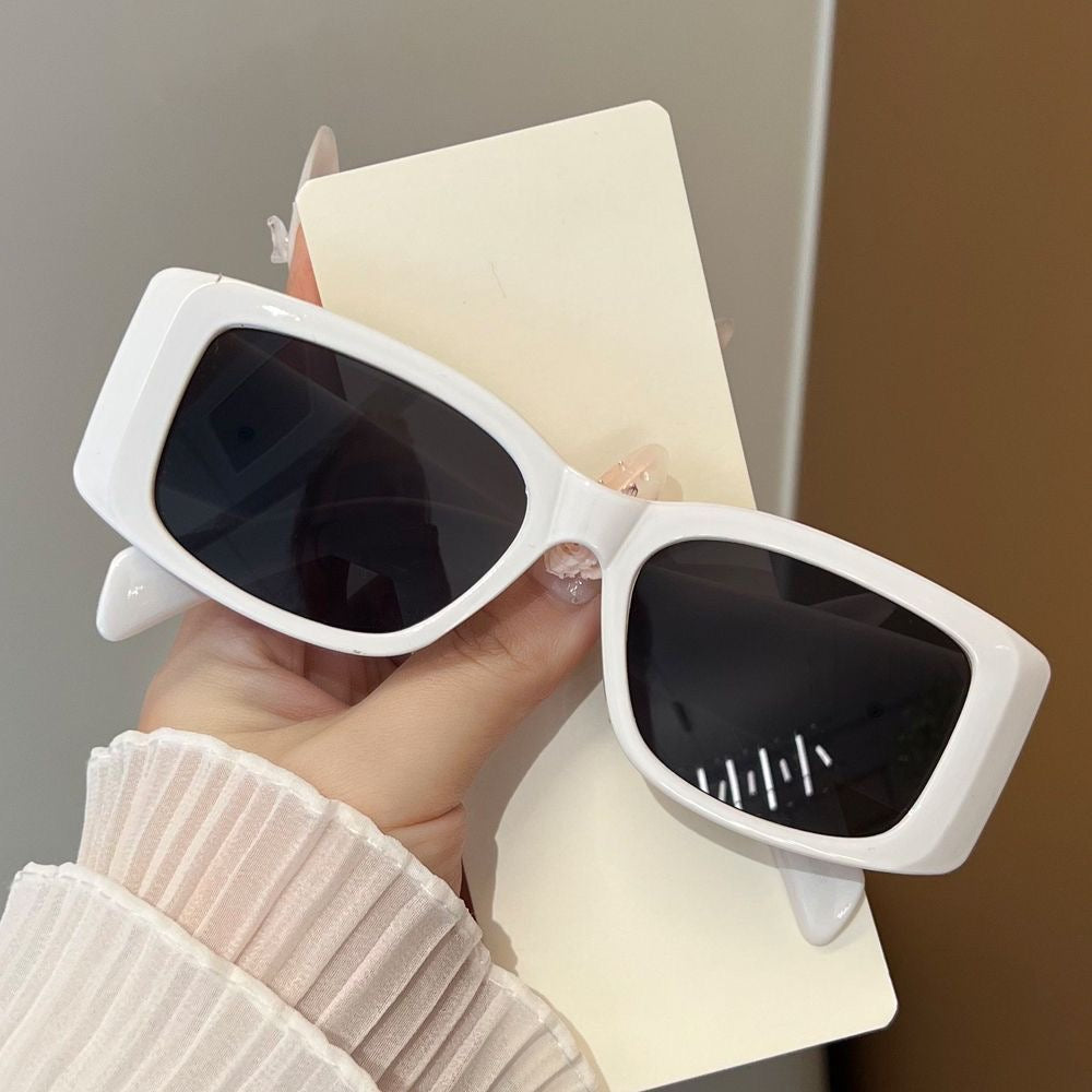 Luxus Retro-Sonnenbrille mit Goldplakette – Ansicht 9