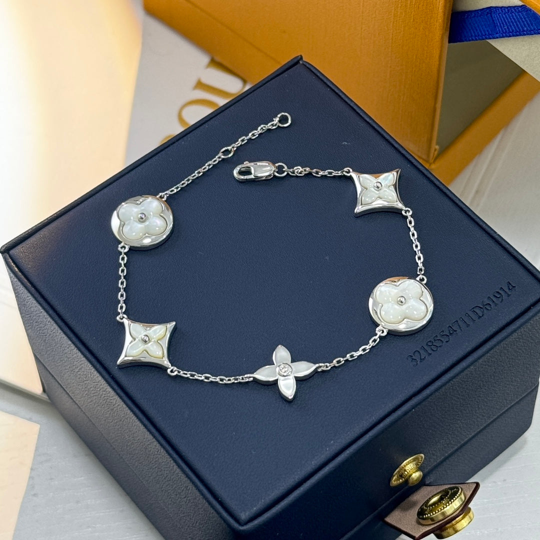 Profilbild White Shell Five-Star Armband