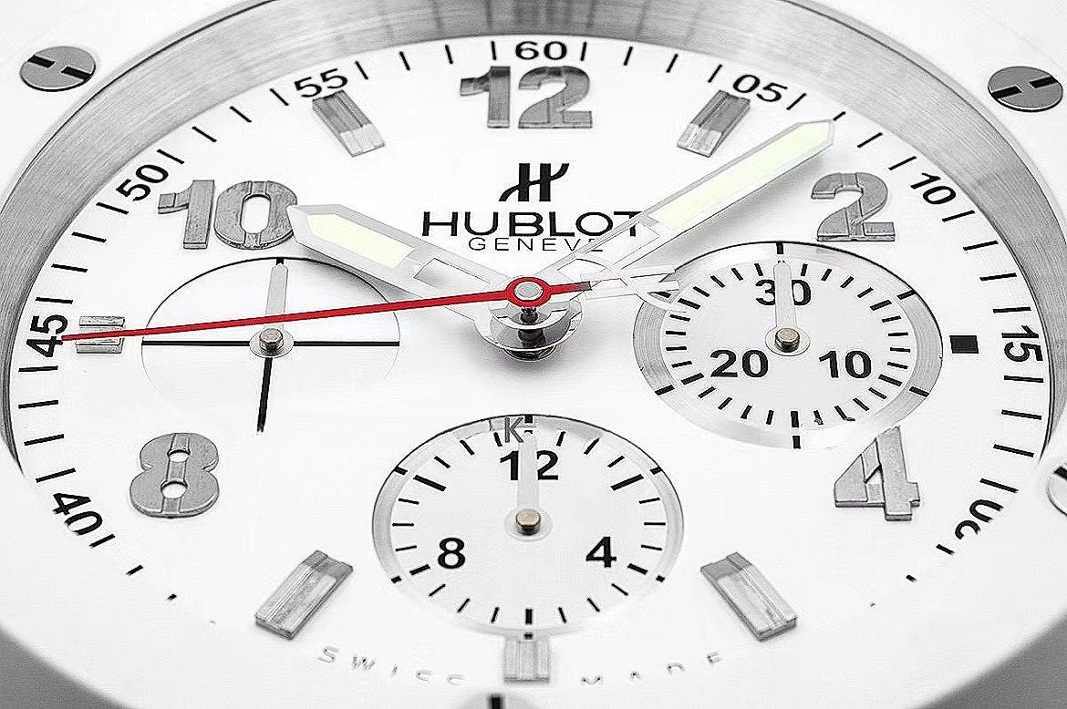 Hublot Big Bang Wanduhr – Weiß – Ansicht 2