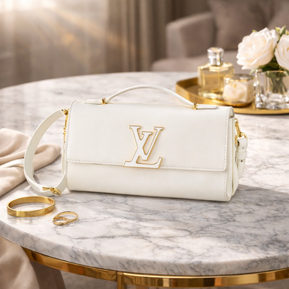 Luxuriöse Lederhandtasche mit Schulterriemen – Originalansicht