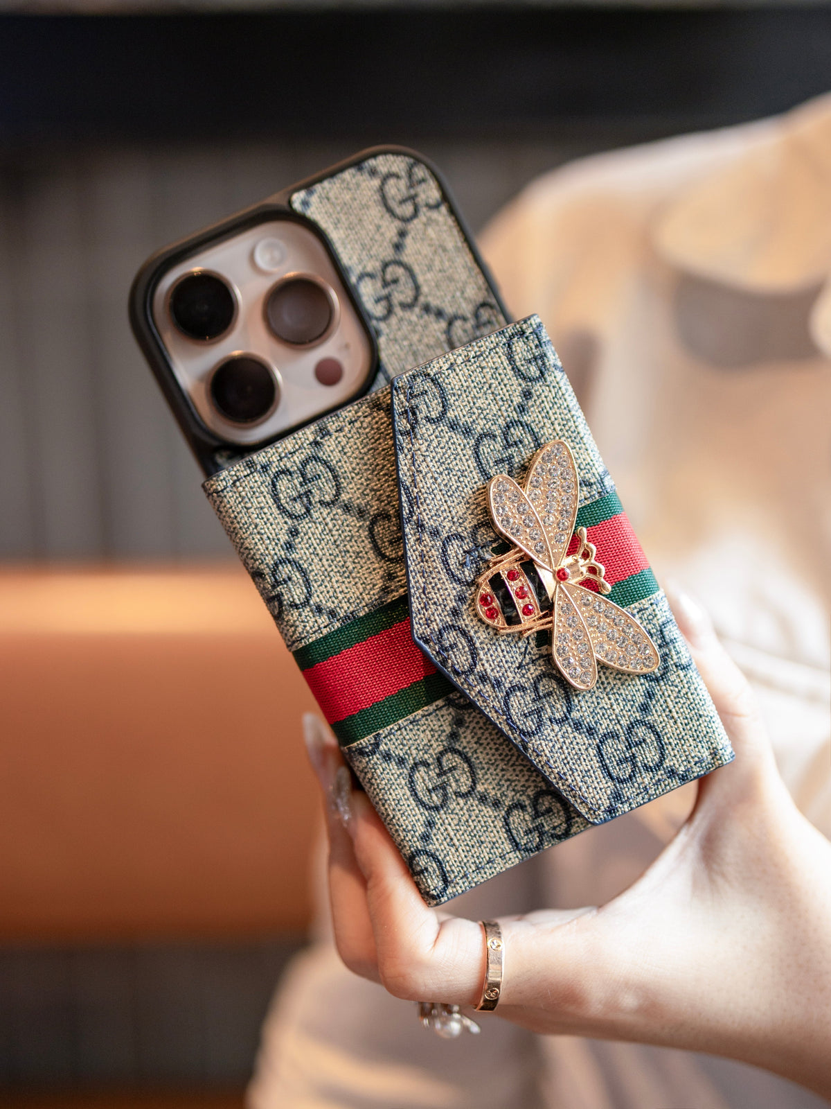Premium Crossbody-Handyhülle mit Kartenfach – Ansicht 13