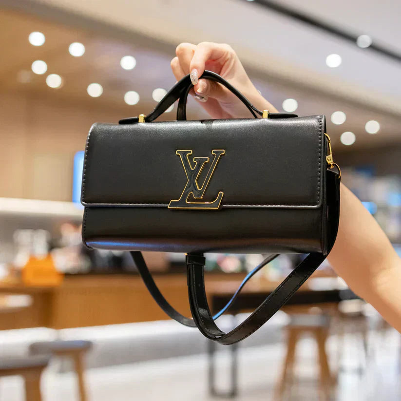 Luxuriöse Lederhandtasche mit Schulterriemen – Originalansicht