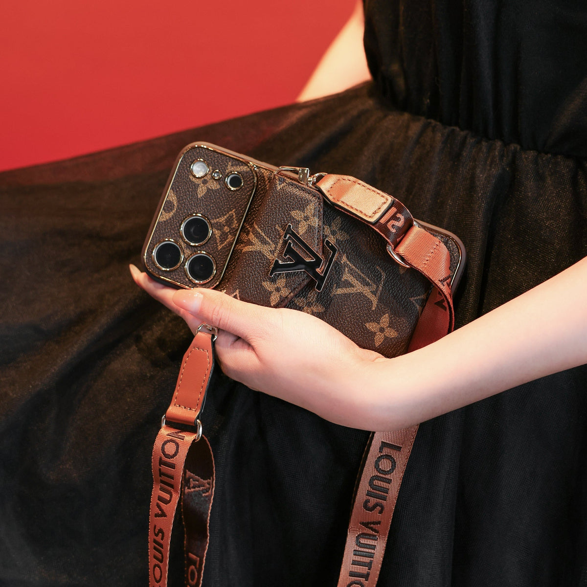 Klassische Luxus-Kartenhalter-Hülle mit Crossbody-Gurt – Ansicht 2