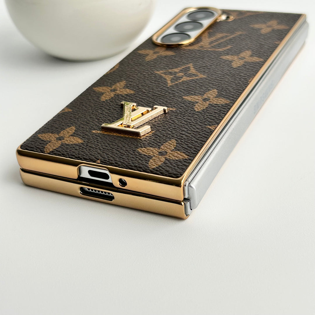 Goldfarbene Hülle in Lederoptik für Samsung Galaxy Z Fold 6 – Originalansicht 5