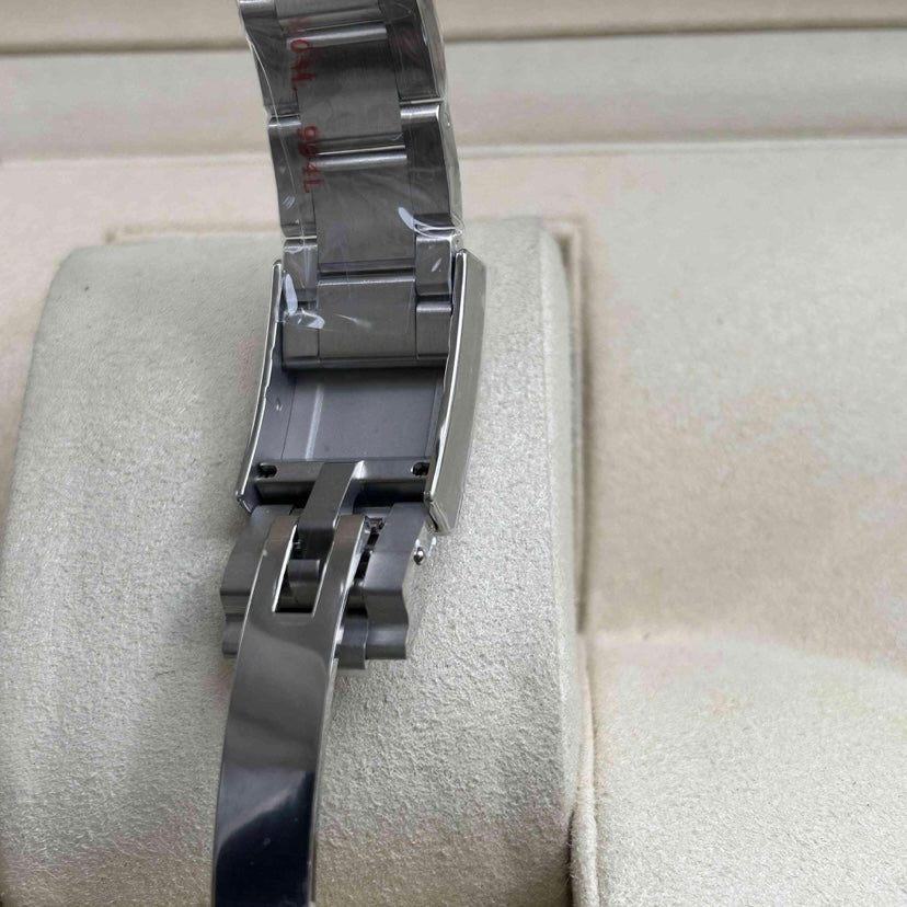 GMT-Master Batman Batgril Oyster 126710