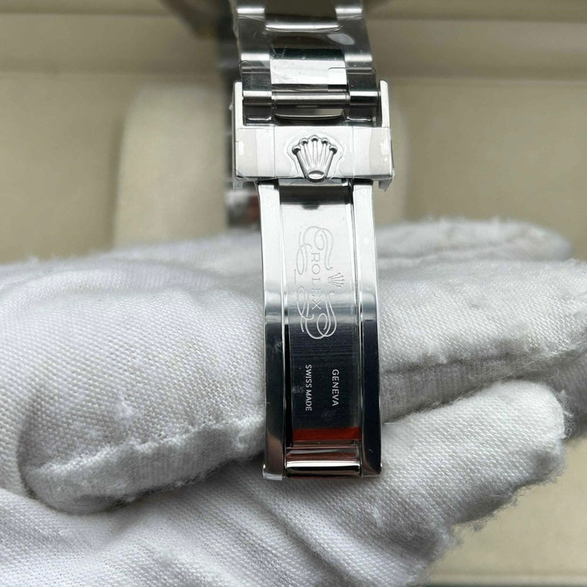 GMT-Master Batman Batgril Oyster 126710