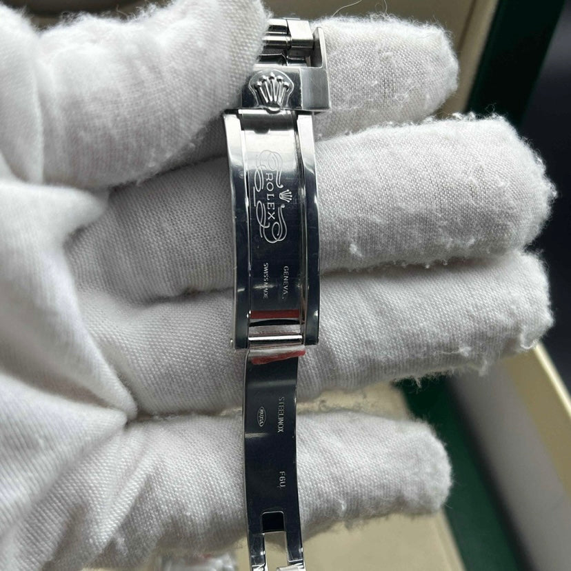 Meridian Sportuhr Grün-Schwarz mit Gliederarmband 40 mm