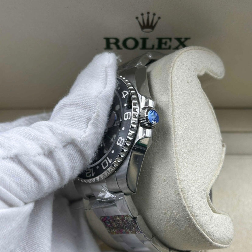 GMT-Master II Oyster 116710LN