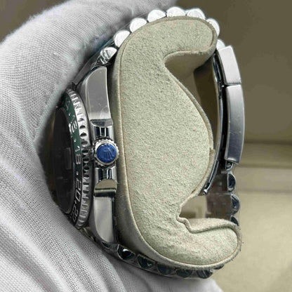 Meridian Sportuhr Grün-Schwarz mit feinem Gliederarmband 40 mm