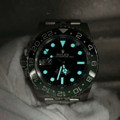 Meridian Sportuhr Grün-Schwarz mit feinem Gliederarmband 40 mm