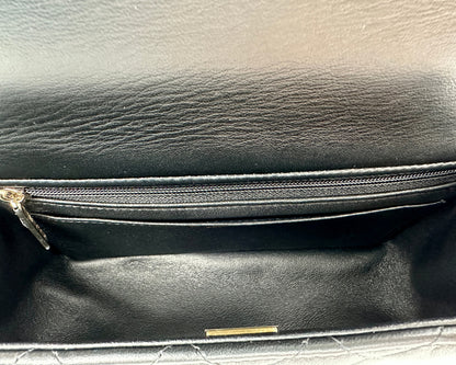 Luxuriöse Mini-Handtasche mit Tragegriff – Originalansicht