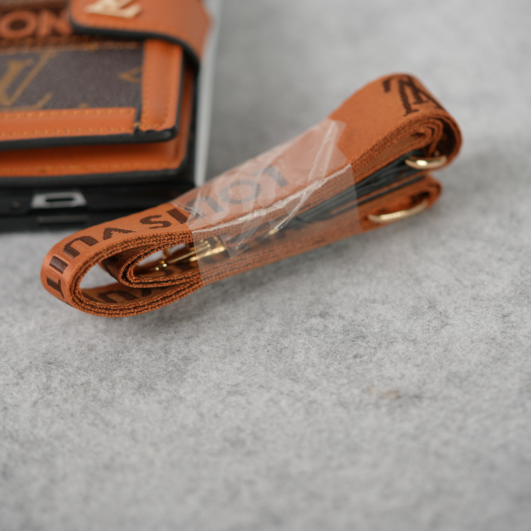Crossbody-Kartenhülle mit Trageriemen für Samsung Z Fold – Originalansicht 7