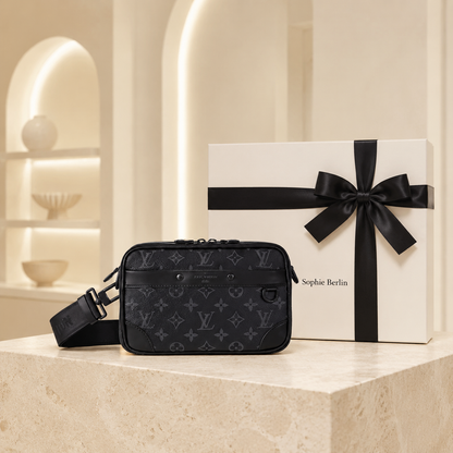 Tasche messenger Alpha Monogram Eclipse Luxus-Profilfoto