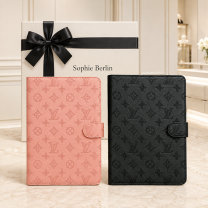 iPad-Hüllen mit 3D-Prägeoptik in Rosa und Schwarz