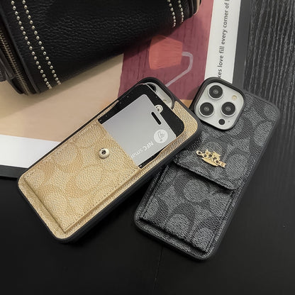 Kaffeebraune iPhone-Hülle mit Kartenetui – Originalansicht 6