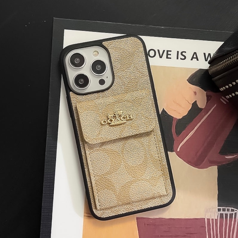 Kaffeebraune iPhone-Hülle mit Kartenetui – Originalansicht 9