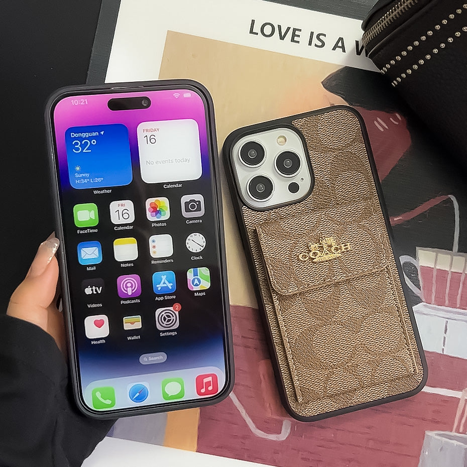 Hellbraune iPhone-Hülle mit Kartenetui – Originalansicht 7
