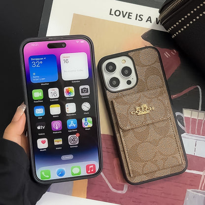 Hellbraune iPhone-Hülle mit Kartenetui – Originalansicht 7