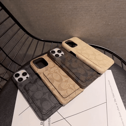 Weiße iPhone-Hülle mit elegantem Kartenfach – Originalansicht 8