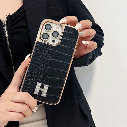iPhone-Hülle mit roségoldenem Schmuckdetail – Originalansicht 4