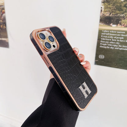 iPhone-Hülle mit roségoldenem Schmuckdetail – Originalansicht 8