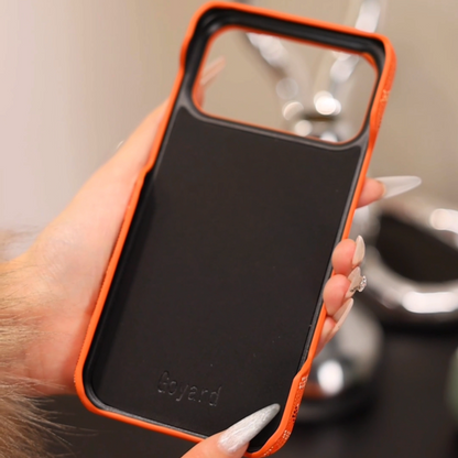 Strukturierte iPhone-Hülle in leuchtendem Orange – Originalansicht 5