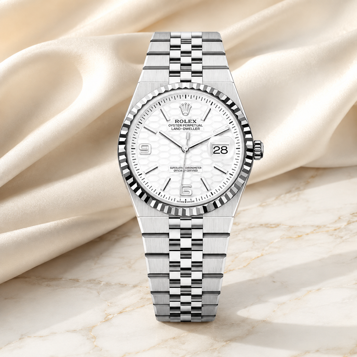 Land-Dweller 127334 "White Dial" 40mm – luxuriöse Produktaufnahme