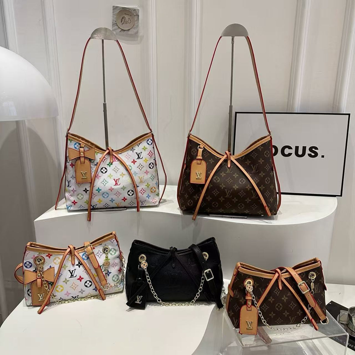 Monogramm Cross-Strap Schultertasche – Foto 6