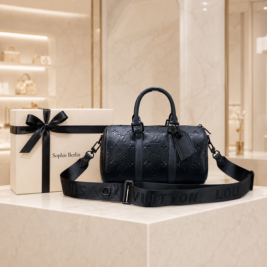Lou Schwarze Luxus-Ledertasche – Luxusansicht