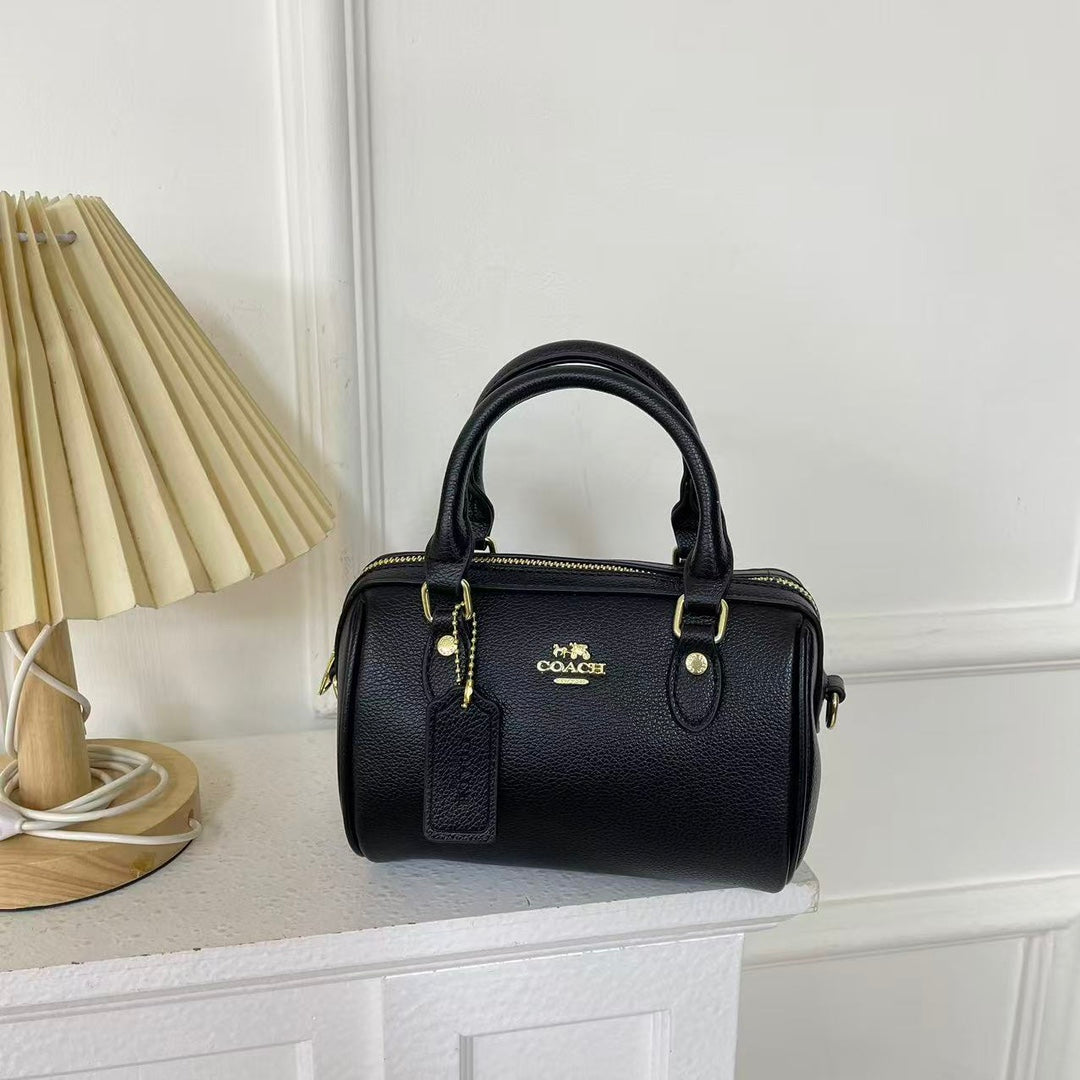 Klassische stilvolle Handtasche – Foto 1