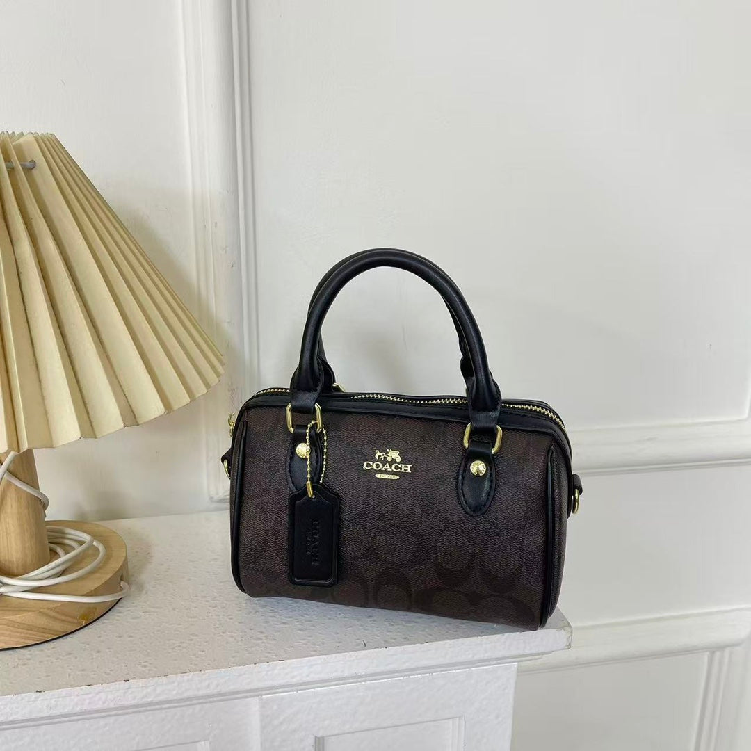 Klassische stilvolle Handtasche – Foto 9
