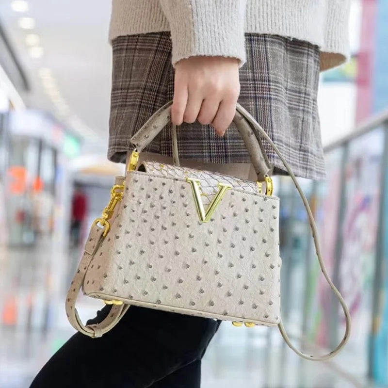 Luxus-Handtasche mit Straußenprägung – Foto 3