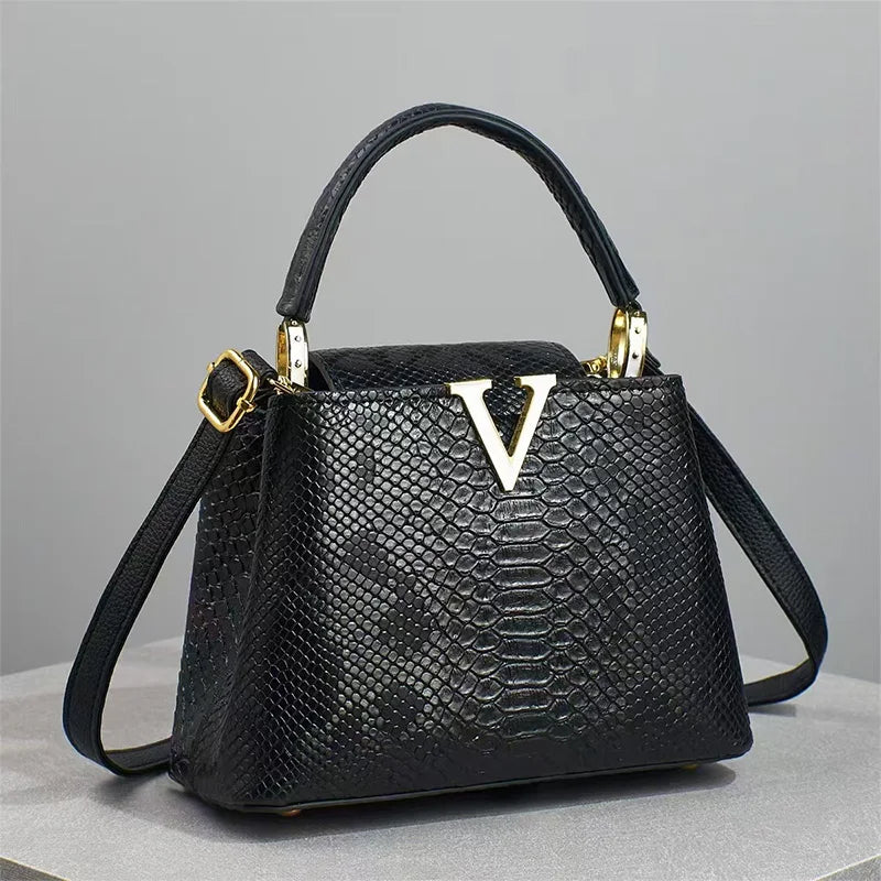 Luxus-Handtasche mit Straußenprägung – Foto 9