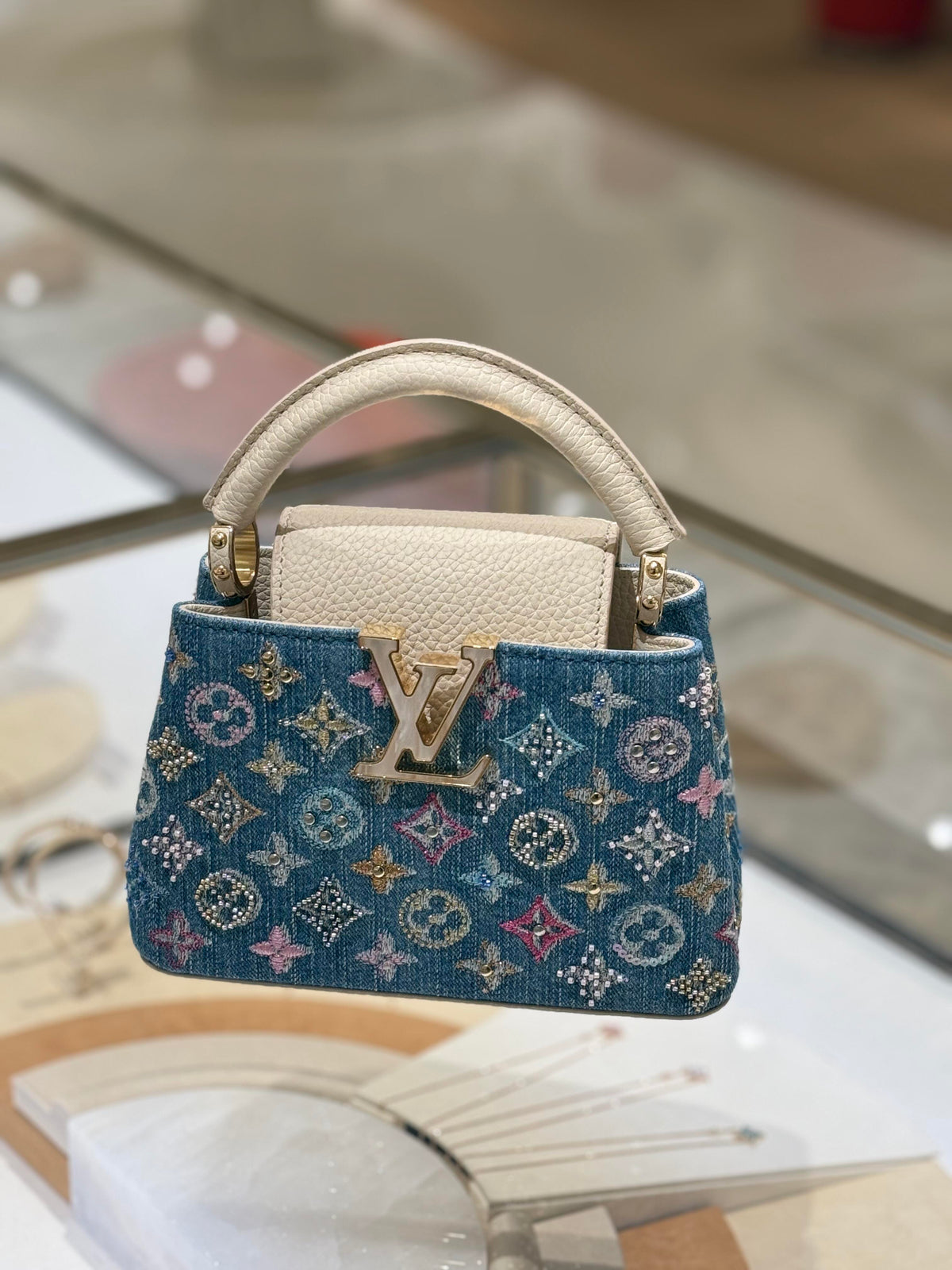 Verzierte Denim Mini-Tasche – Foto 7