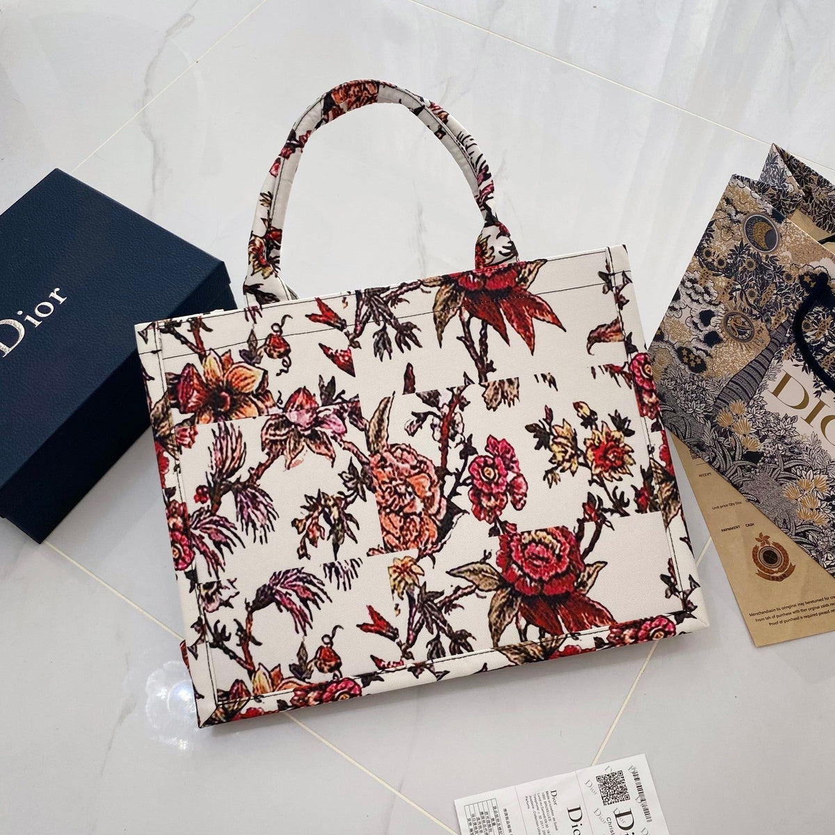 Elegante florale Leder-Handtasche