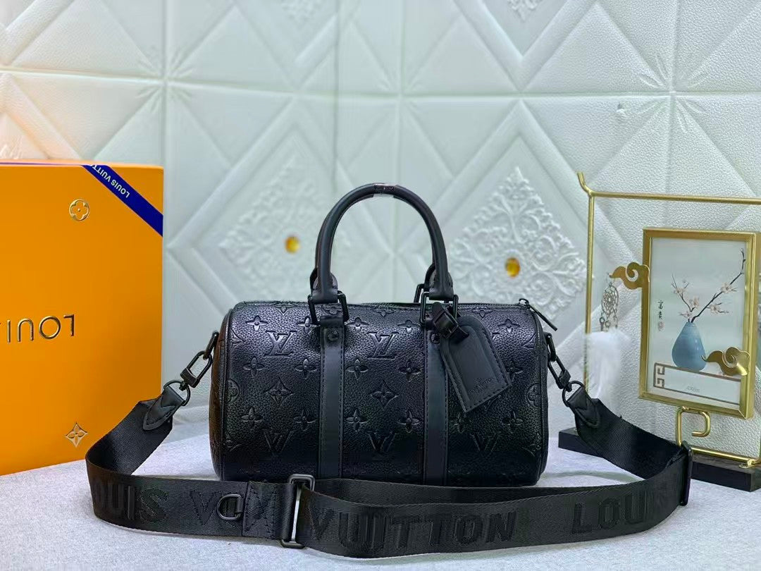 Lou Schwarze Luxus-Ledertasche