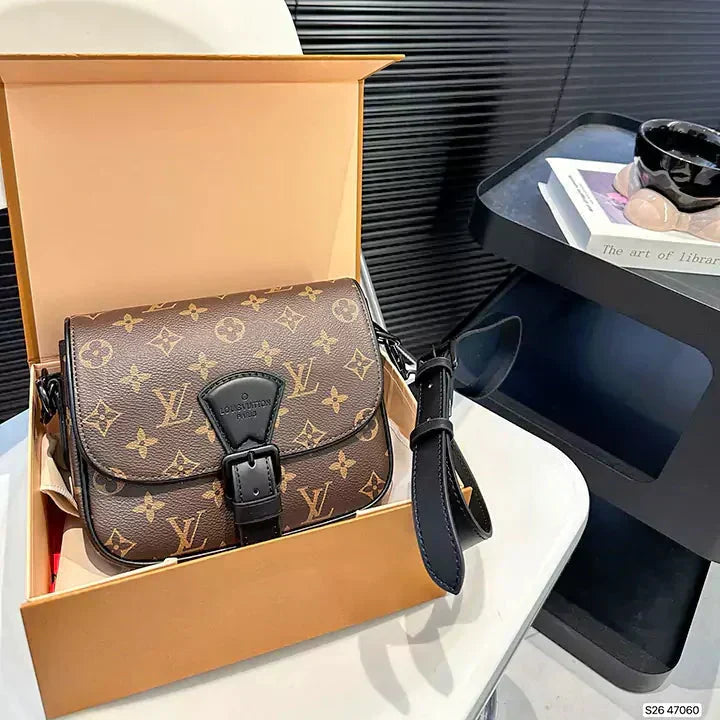 Luxuriöse Monogramm-Ledertasche