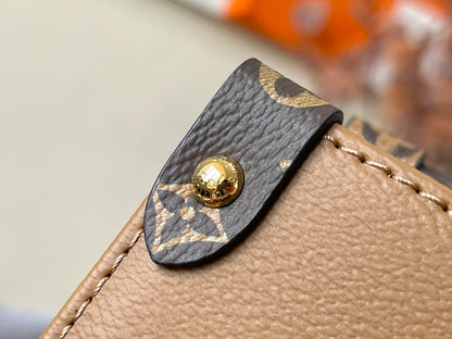 On-the-Go XL Tote Bag