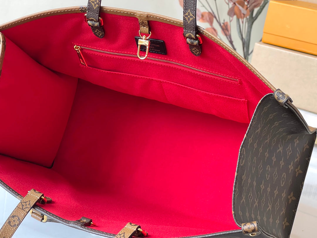 On-the-Go XL Tote Bag