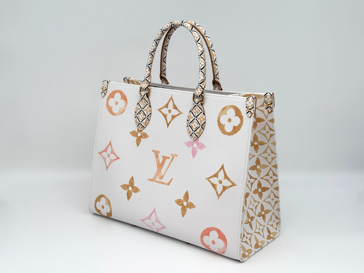 OnTheGo MM Tote Bag Beige